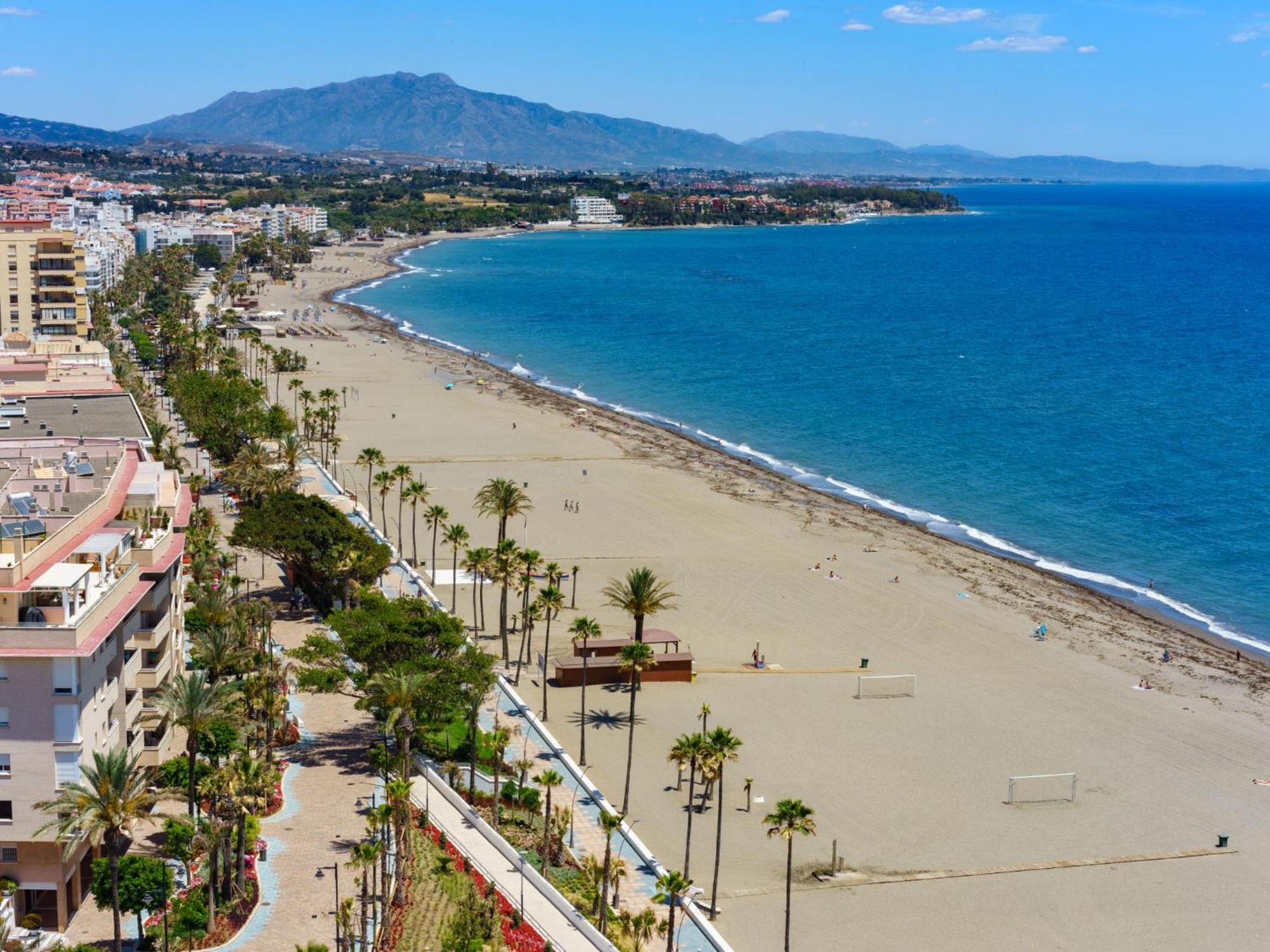 Apartment Cosmo Beach-1 By Interhome Estepona Eksteriør billede